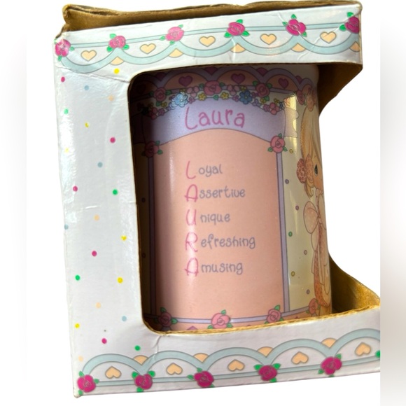 Vintage Precious moments what’s in a name mug “LAURA” 1994 - Picture 2 of 2